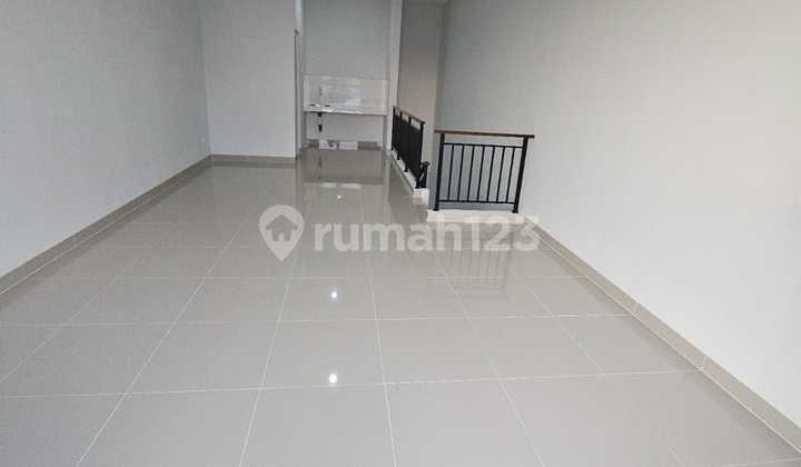 For Rent: Illago Grande Shop House Facing Main Road