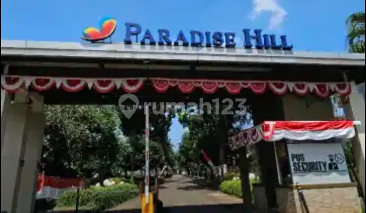 For Sale Inexpensive Livable House In Bsd Estate Good House Certificate