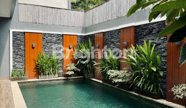 Villa luas nyaman dan asri