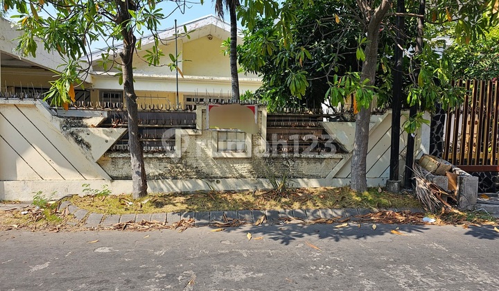 Rumah Babatan Siap Huni, Sangat Strategis 