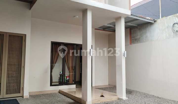 Rumah 2 Lantai Kertajaya Indah, Siap Huni 2