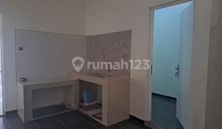 Rumah Baru Gress 2 Lantai Di Mulyosari, Siap Huni 2