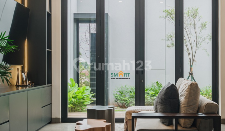 Rumah Premium 3 Lantai Dengan Lift Private Di Sawangan, Depok.