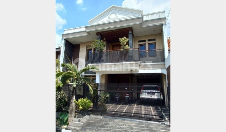 BU! Rumah Besar Tanah Luas 3 Lantai di Komplek Elit Bandung Timur BU! Rumah Besar Tanah Luas 3 Lantai di Komplek Elit Bandung Timur