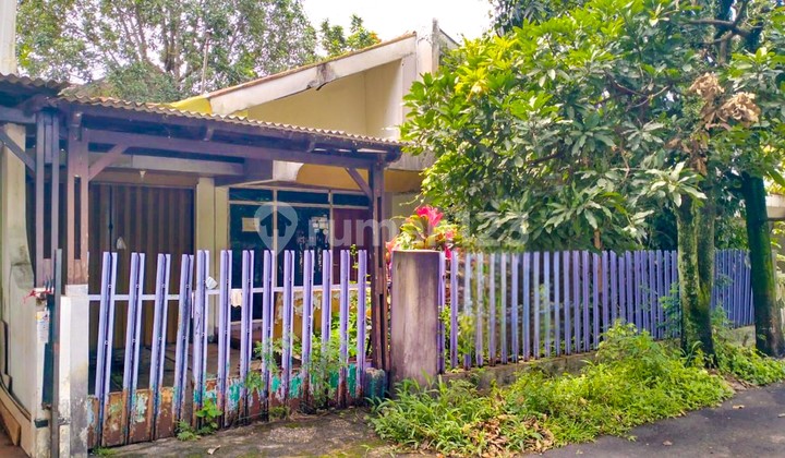 Rumah Tua Siap Huni Golf Barat Arcamanik Dekat Griya Rumah Tua Siap Huni Golf Barat Arcamanik Dekat Griya