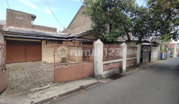 Dijual Cepat! Rumah Hitung Tanah Gunung Batu Belakang Gateway