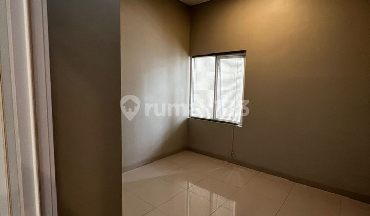 Rumah 3 Lantai Sayap Riau 2