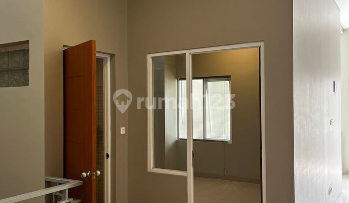 Rumah 3 Lantai Sayap Riau Rumah 3 Lantai Sayap Riau