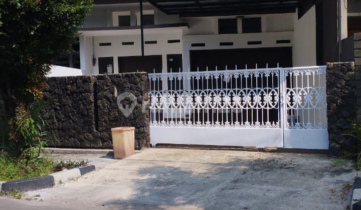 Rumah 1 Lantai Dekat Griya Antapani