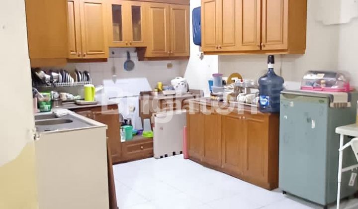 HOUSE IN BUKIT CINERE INDAH 2