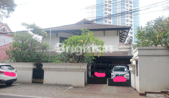 RUMAH MEWAH DI KAWASAN JL Sungai Sambas Raya