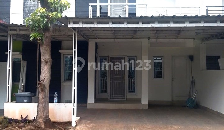 For sale rumah di wilayah yang asri. Properti 2 lantai ini berada di lingkungan yang mudah dijangkau. For sale rumah di wilayah yang asri. Properti 2 lantai ini berada di lingkungan yang mudah dijangkau.