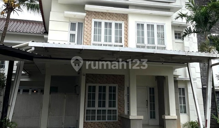 Rumah Cantik di Perumahan Modern Raffles Hills Cibubur Rumah Cantik di Perumahan Modern Raffles Hills Cibubur