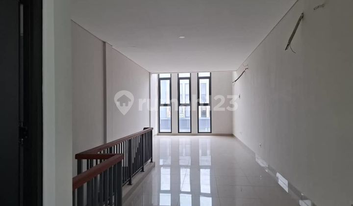 Affordable Shophouse Suitable for Business in Cibubur Tourism City 2