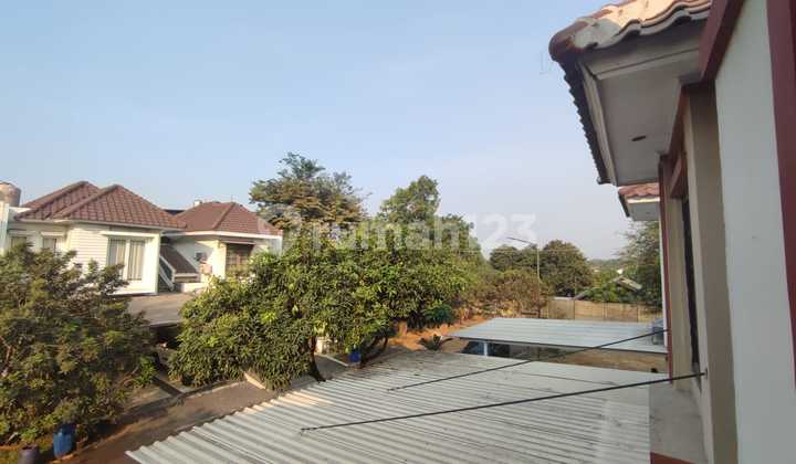Rumah 2 lantai  di wilayah yang nyaman Legenda Wisata, Jakarta Timur 2