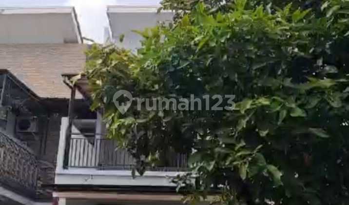 Beautiful 2-Story House in Cibubur Mansion Cileungsi Bogor