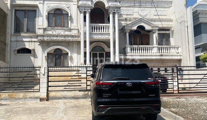 Luxury Home in Tourist City 2