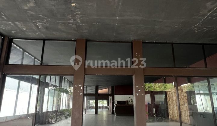 Disewakan Lahan Dan Bangunan Cocok Untuk Resto.  2