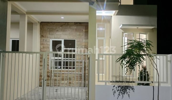 Nice, Cheap, and Cheerful House Just a Step Away to Merr Nice, Cheap, and Cheerful House Just a Step Away to Merr