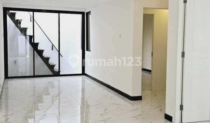 Rumah Baru 1.5 Lantai Area Citraland Siap Huni 2