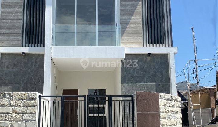 Rumah Baru Modern Minimalis 2 Lantai Sutorejo Timur 2
