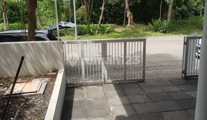 Ready-to-Occupy Green Semanggi Mangrove House, Just a Step Away from Merr Ready-to-Occupy Green Semanggi Mangrove House, Just a Step Away from Merr