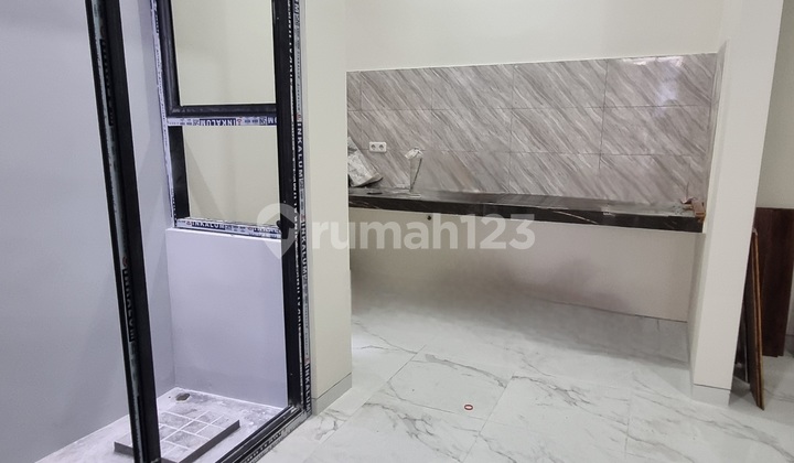 New 2-Story House Near Galaxy Mall, Strategic Location 2