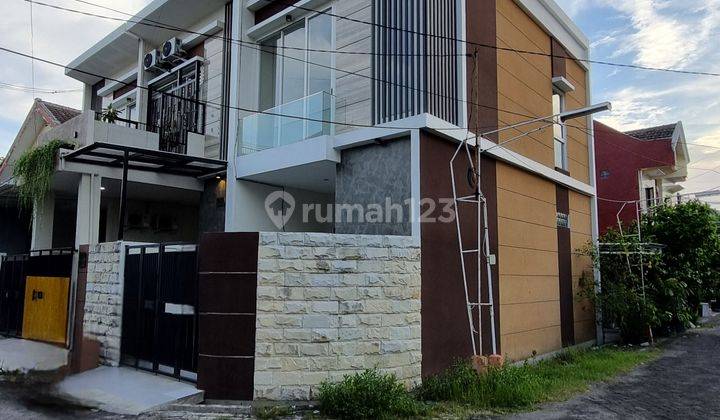 Rumah Baru Modern Minimalis 2 Lantai Sutorejo Timur 1