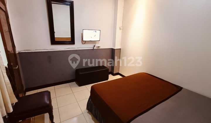 Productive Asset in Laweyan, 17 Rooms, Ready to Become an Exclusive Boarding House.