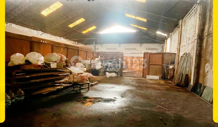 Warehouse for Sale, Budget around 600 Million, in Semanggi Pasar Kliwon Warehouse for Sale, Budget around 600 Million, in Semanggi Pasar Kliwon