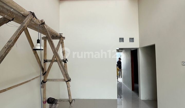 Dijual Rumah Modern Estetik 3 Kamar Tidur di Tasikmadu Karanganyar 2
