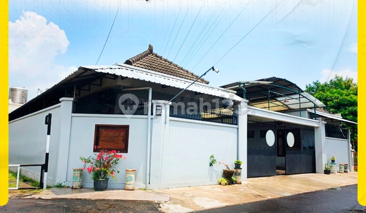 Active Investment in 10-Room Boarding House in Jajar Laweyan Solo, Facilities: AC & Ensuite Bathroom Near Manahan Stadium