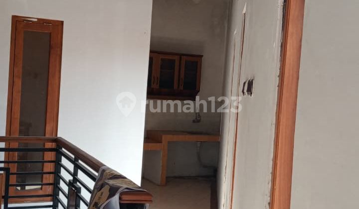For Rent Large 2-Storey House (6 Bedrooms) in Sumber Nayu Banjarsari 2