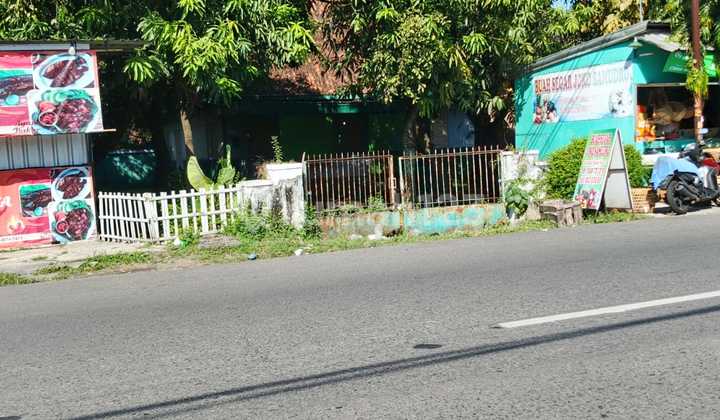 Tanah Luas Strategis Bonus Bangunan di Jl. Adi Sumarmo Nusukan Banjarsari Solo