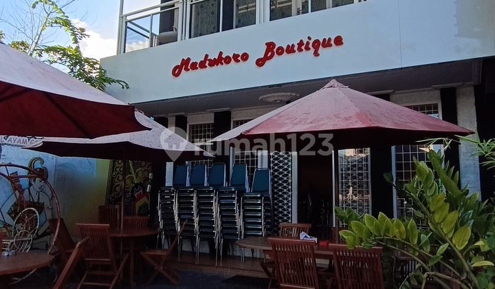 Dijual Ruang Usaha Tengah Kota di Kerten Jl. A Yani, Solo Dijual Ruang Usaha Tengah Kota di Kerten Jl. A Yani, Solo