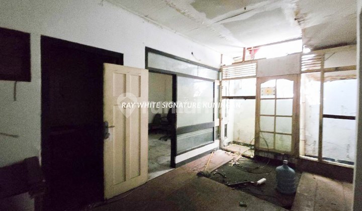 Rumah Tua di Jl Penataran Menteng - Cocok untuk Investasi 2