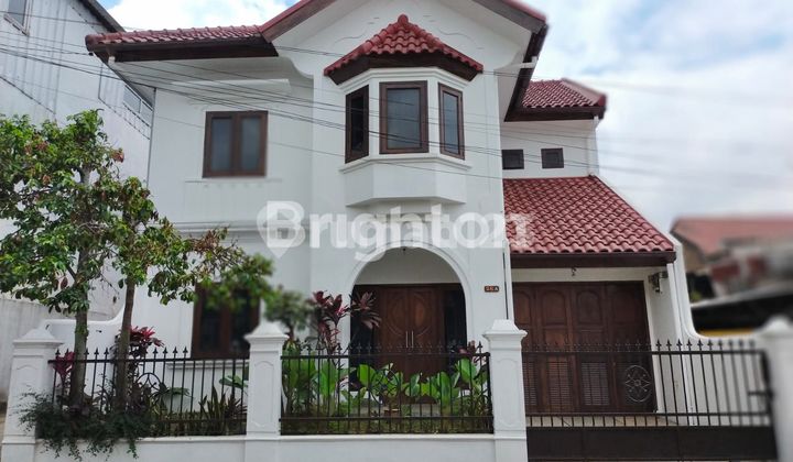 Rumah Asri Dekat Pasteur Bandung