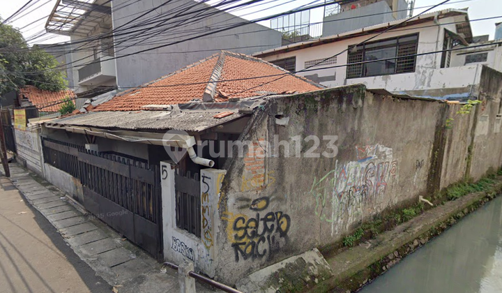 Rumah 2 Lantai Palmerah 5 menit Dari Jalan Tomang Raya