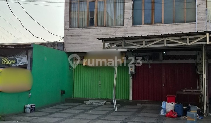 Ruko 3 Lantai Samping Jalan Raya Duri Kosambi Fully Furnished