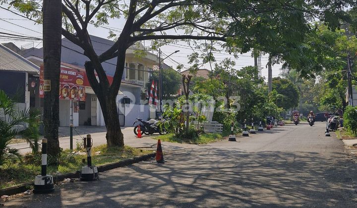 Commercial Property in Bintaro Ready for Business