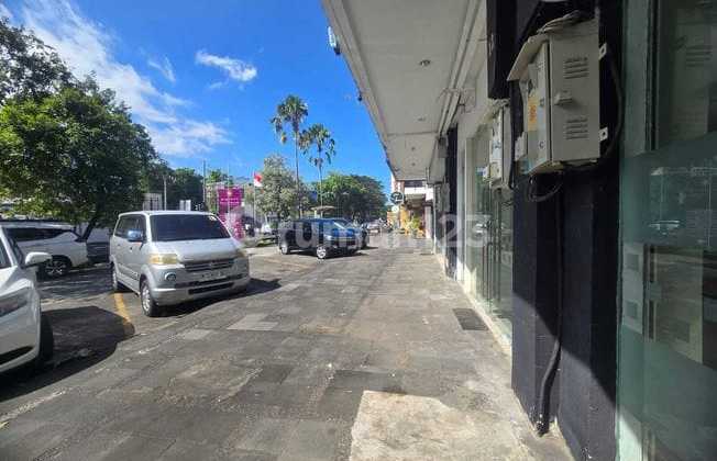 Cheapest!! Premium Attached Shophouse for Rent in Kuta - Super Strategic & Ready for Business! :Fire:!! 2