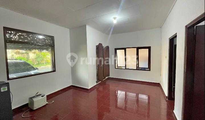 For Rent: Shop House/ House/ Warehouse in Sanur For Rent: Shop House/ House/ Warehouse in Sanur