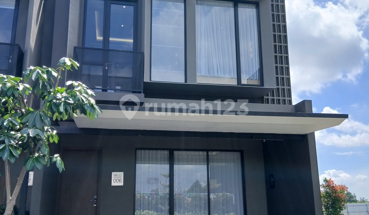 For Sale Exclusive New House North West Citraland West Surabaya