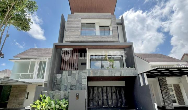 Jual Rumah Baru 3 Lantai Queentown Citraland Surabaya Barat