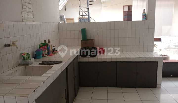 Need Fast!!! Boarding House for Sale in Tenggilis Mejoyo, Surabaya 2