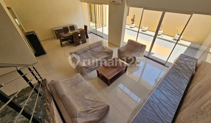 Dijual Rumah Siap Huni Semi Furnished Royal Residence Surabaya 2