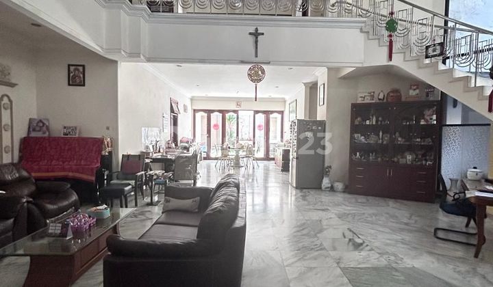 Jual Rumah Second Road Dharmahusada Surabaya Timur 2