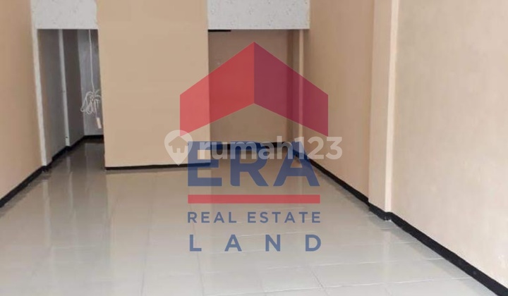 Shop House, 2 Floors, Freehold Certificate, in Jatimulyo 2