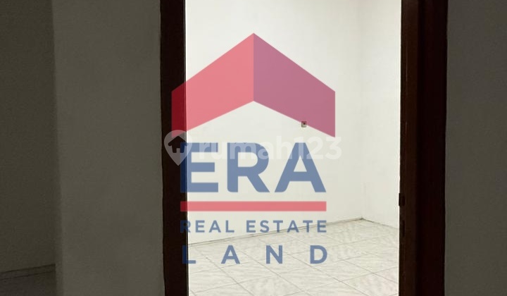 Shop House, 2 Floors, Freehold Certificate, in Permata Jingga. 2