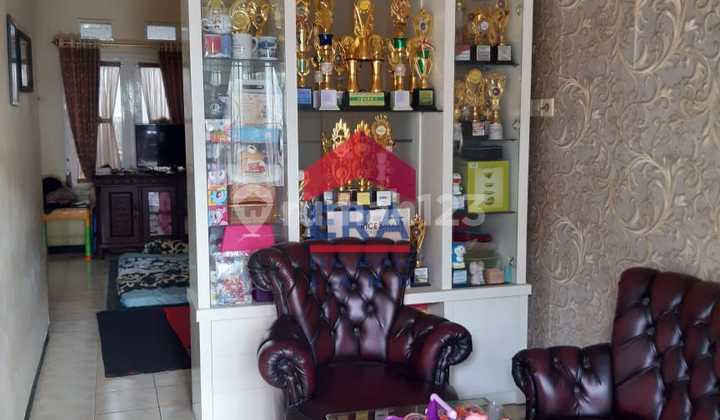 Rumah Bagus Unfurnished SHM Bandungrejosari, Malang 2